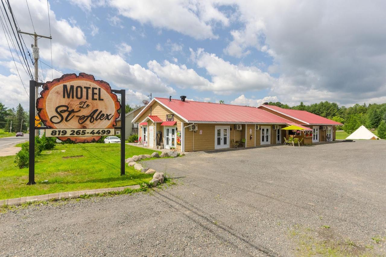 Le Saint Alex Motel Exterior photo
